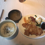 平飼い鶏専門店 かみだき農場 - 