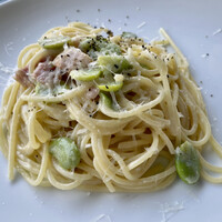 アルコバ - パンチェッタと空豆の豆乳クリームペコリーノチーズ