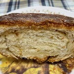 ブーランジェリー スドウ - カリカリ食感とデニッシュが美味しいです！