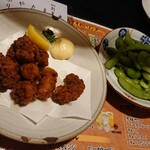 Tori Tarou - 枝豆、イカフライ