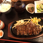 ステーキ&ハンバーグ 前田亭 - 