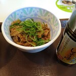 すき家 - 牛小鉢&たまごかけしょう油ですってぇ〜♪