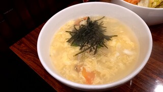 三和園 - 玉子スープ480円　具沢山