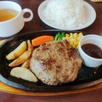 Hambagu Suteki Miyazaki Tei - 宮崎亭和牛ハンバーグ 140g（1,000円）