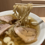 らーめん 七彩飯店 - シンプルだけどオリジナリティのある喜多方ラーメン