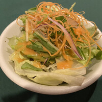 びふてき洋食存じやす - 前菜のサラダ