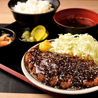 ★Lunch★ Nagoya food is the perfect way to energize your afternoon ♪