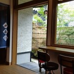 宮前だんご - 店内