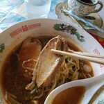 鳳儀亭飯店 - 
