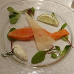 （'13/02 訪問）温かい自家製スモークサーモン　ディルとライムのクリーム