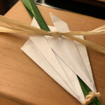 赤坂 菊乃井 - 八寸の蓋には菖蒲