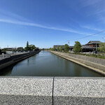 taishuuyakinikuhorumonkemuriki - JR半田駅から歩いて半田運河を。