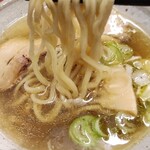 江戸屋 - 麺の感じ