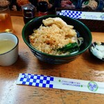 関西風手打うどん いらっしゃい - まじり(冷)と温かい汁