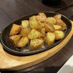 北海道海鮮・個室情緒 ～ ２３番地 ～ - じゃがバターグリル