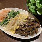 万宝家 - ナムル盛り合わせ（￥650）