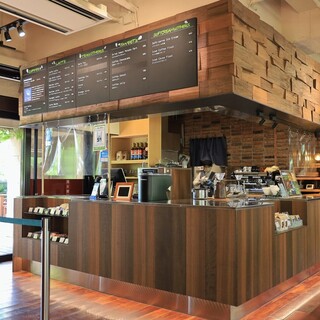 記念の森レストハウス_2