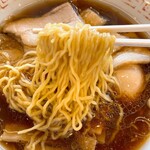 中華そば わだ屋 - 中華そば醤油の麺