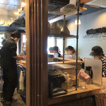 ラーメン 普通 - 内観