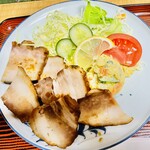 富田屋 - 自家製焼き豚(部屋で)