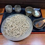 そば くら富 - 入野谷在来種（長野県伊那市）玄挽きぐるみ粗挽き十割蕎麦　