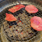 焼肉ぎゅうぎゅう - 