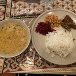 スリランカ料理 ラサハラ - 現地チックなスリランカスタイルが嬉しい♡