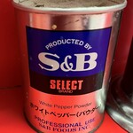 ラーメン二郎 - 【再訪】卓上のコショー