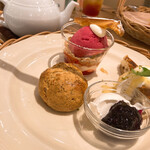 Afternoon Tea TEAROOM - 