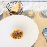 La Brianza - ブレザオラコンソメジュレ。この頃定番化しているブレザオラが、目先かなり変わって登場☆(๑´ڡ`๑) コンソメ使われたお料理こちらでは珍しいですね〜