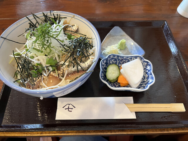 銚子港の青魚を使った漬け丼
