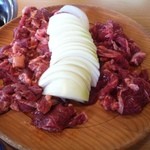 ジンギスカン白樺 - （左）ラムジンギスカン2人前、（右）ジンギスカン1人前