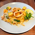 ASIAN DINING SEANA - 海鮮焼きビーフンパッタイ