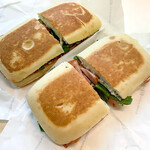 SANDWICH MOMENT - 