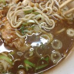 一〇そば - 漆黒のお汁がマイルドに