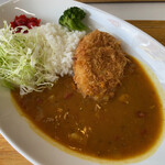 元気モリモリ - カレー定食
コロッケが乗ってます