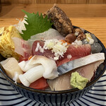 淳ちゃん寿司 - 名物 鮮魚丼