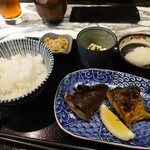 炭火魚 旬彩料理 坂本 - サバ塩焼き定食