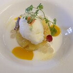 Derire - パイナップルのタルタル ミルクのムース カルピスのソルベ ココナッツとマンゴーのソース