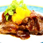 Domestic beef tendon stewed in demi-glace sauce, carefully simmered in a staub pot