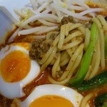 ほうきぼし+ - 麺は太ストレート麺！