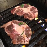 炭火焼肉ホルモン まる味 - 
