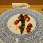 フィエルテ - グリーンアスパラ（イタリア産）とホタルイカ・雲丹