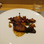 フィエルテ - 肉料理のメイン　鳩