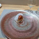 フィエルテ - グランデセール　長崎県産ビワとuva茶のデザート