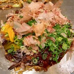 Toda Wataru No Okonomiyaki Sante Kan - ネギをトッピング
