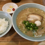 ラーメン 多弐家 - 