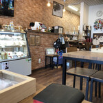 KUMA cafe - 店内の雰囲気