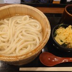 丸亀製麺 - 釜揚げうどん(並)