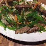 彩華 - 豚たんとピーマンの炒め